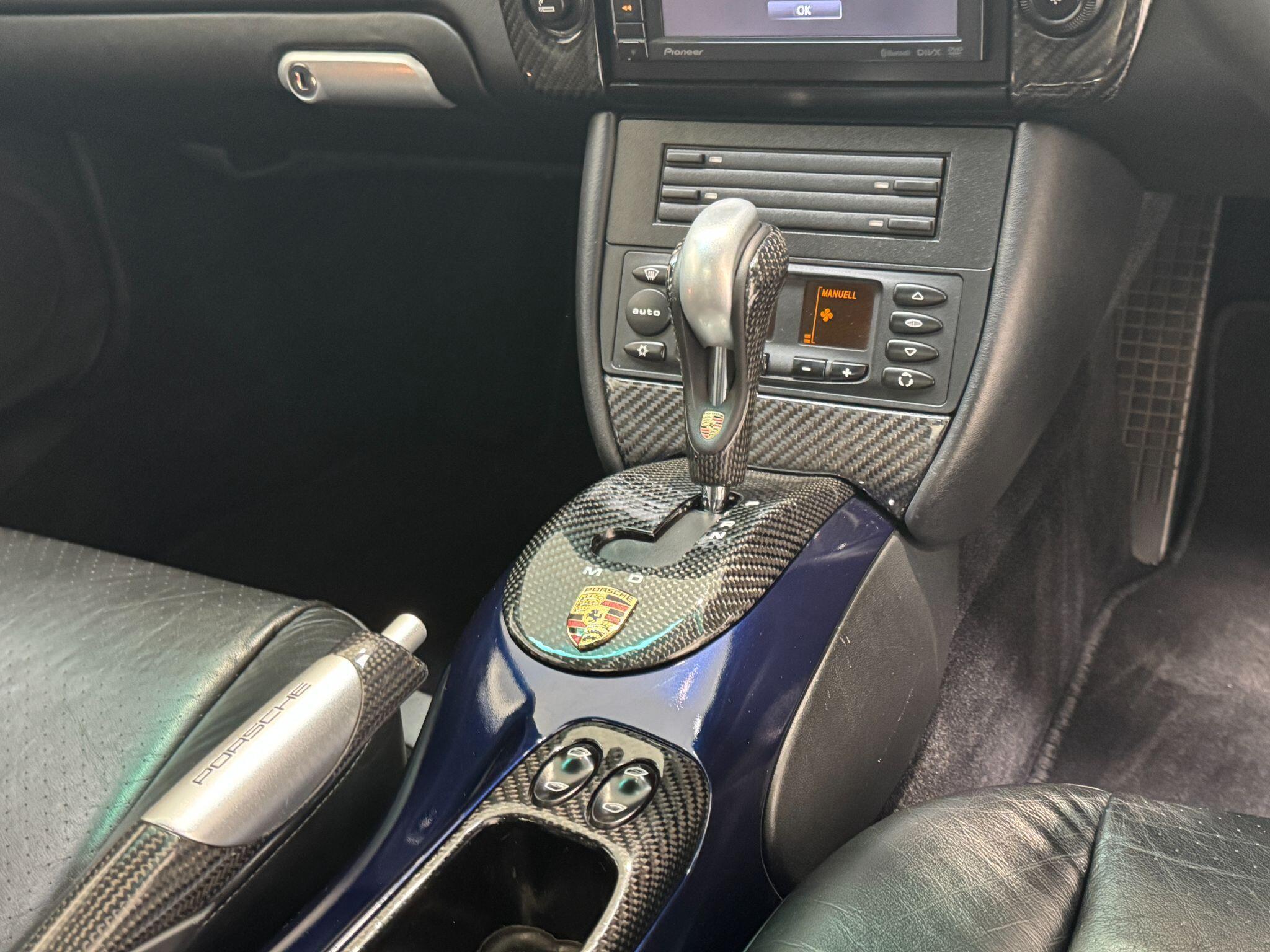 Porsche 911 - Image 47