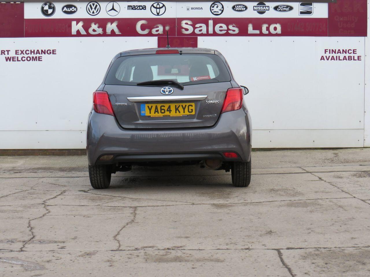 Toyota Yaris - Image 4