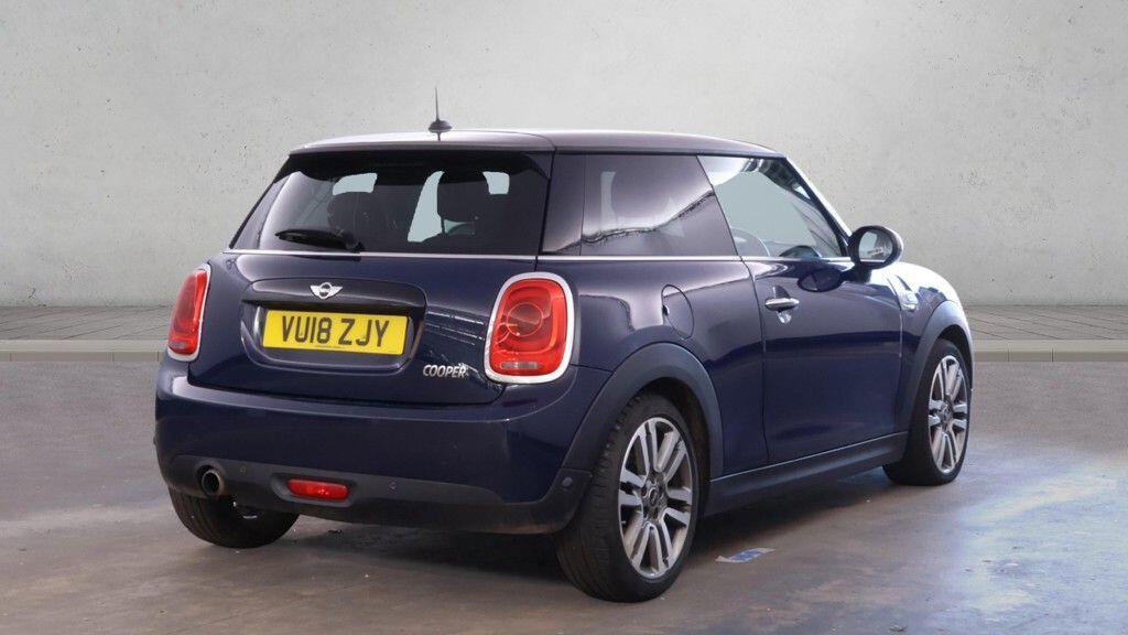 MINI Hatch - Image 4