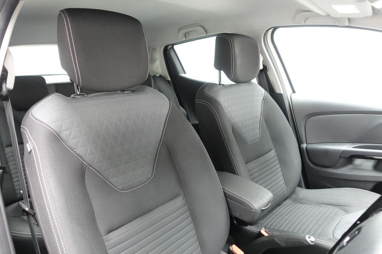 Renault Clio - Image 3