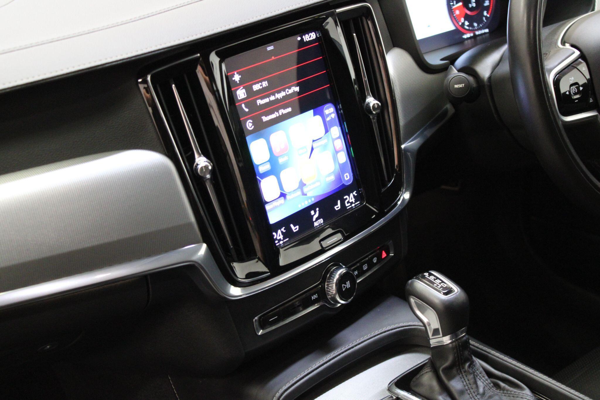 Volvo V90 - Image 37