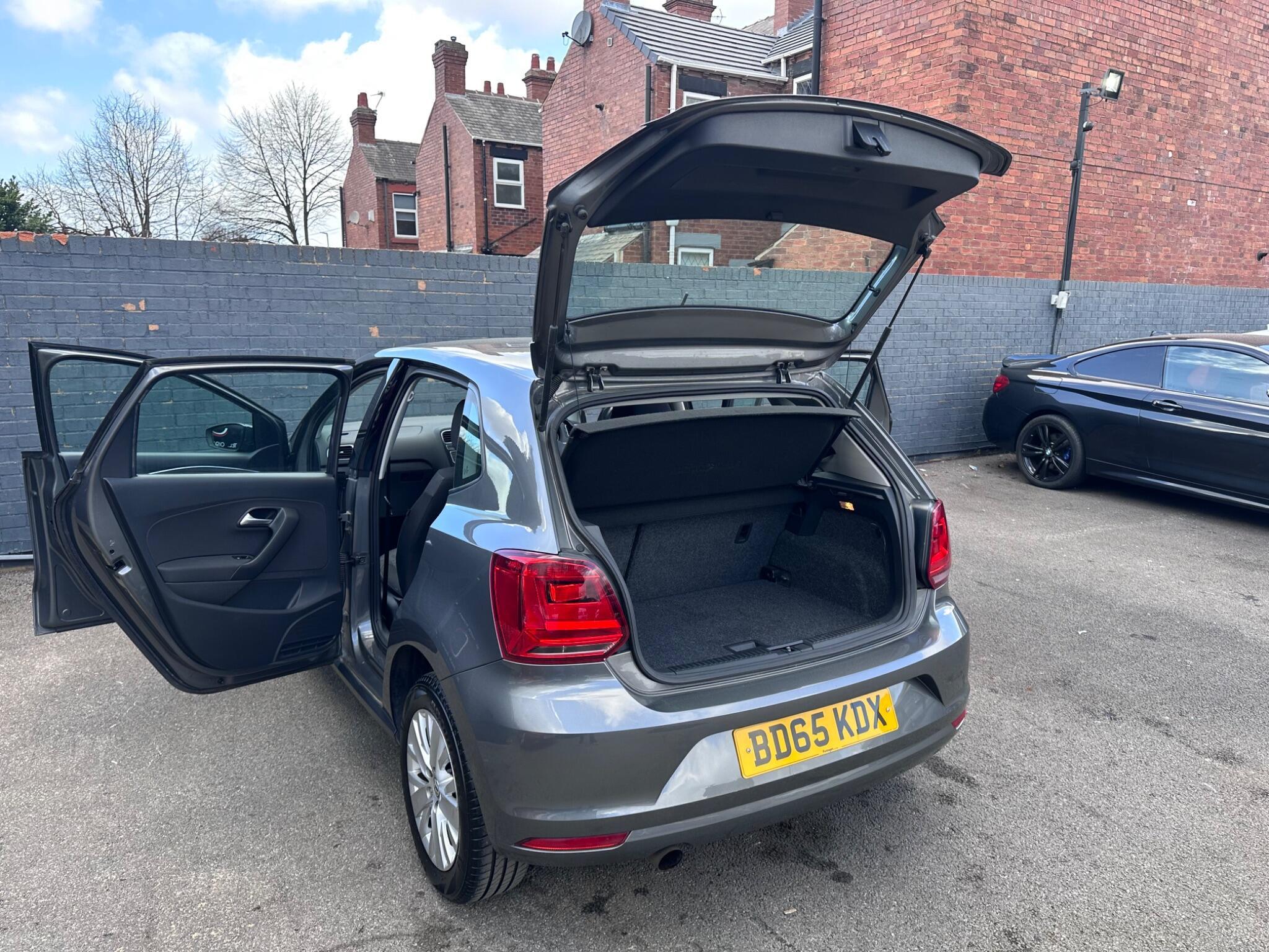 Volkswagen Polo - Image 25