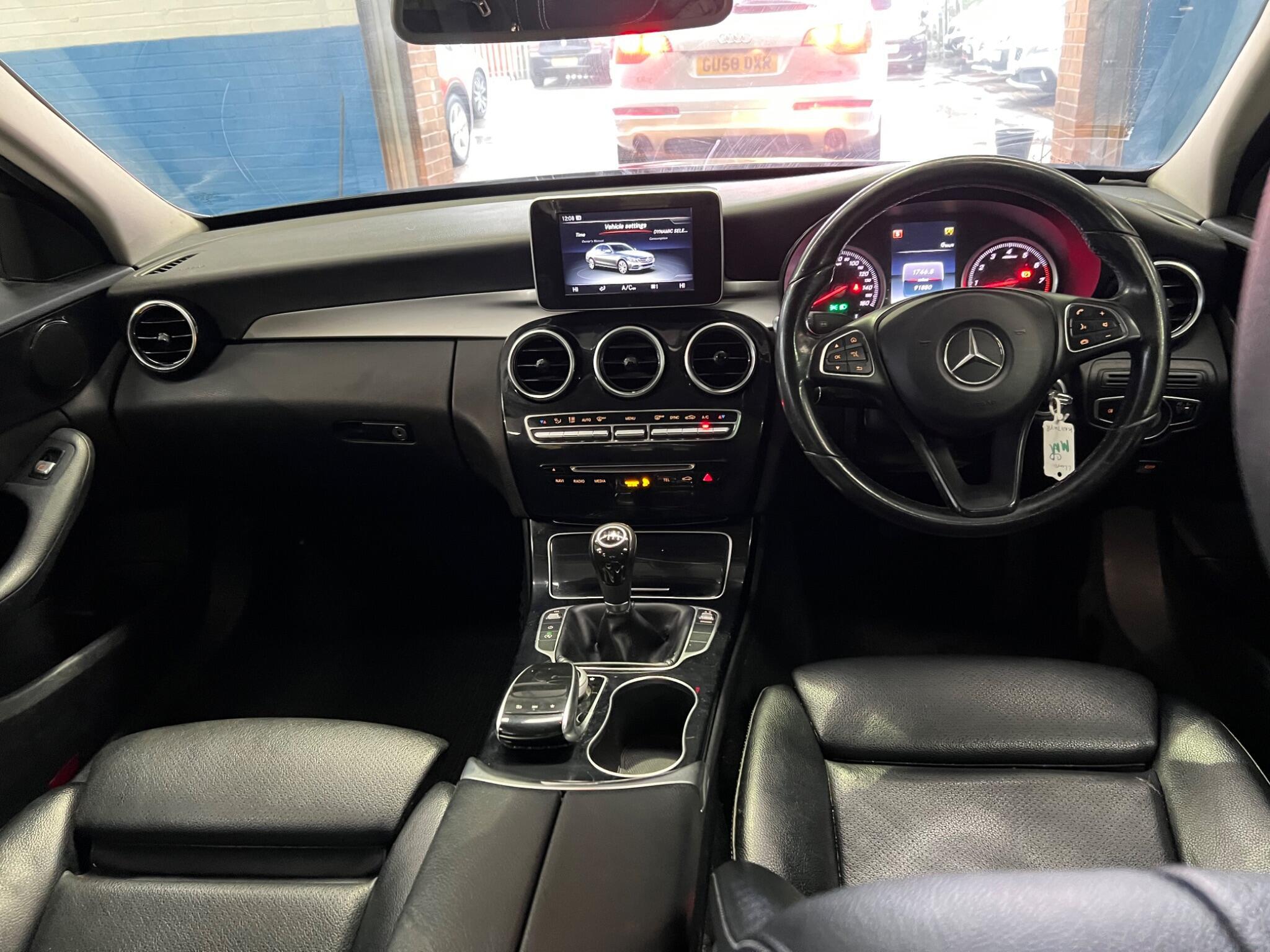 Mercedes C Class - Image 16