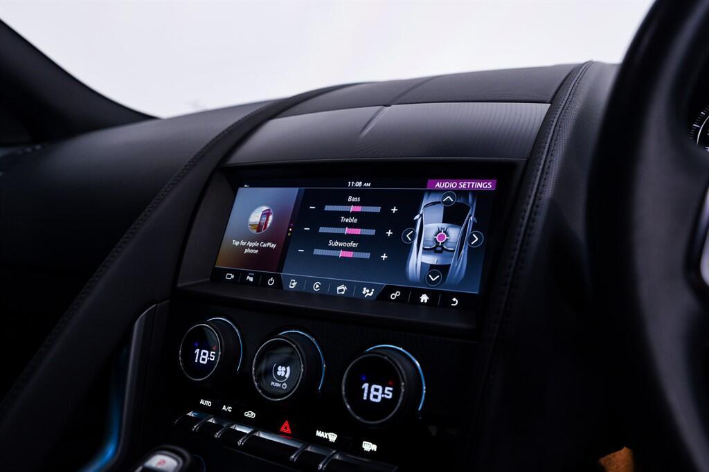 Jaguar F-Type - Image 31