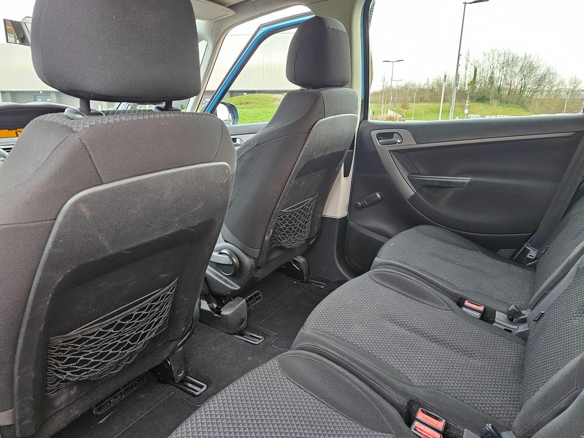 Citroen C4 Picasso - Image 21