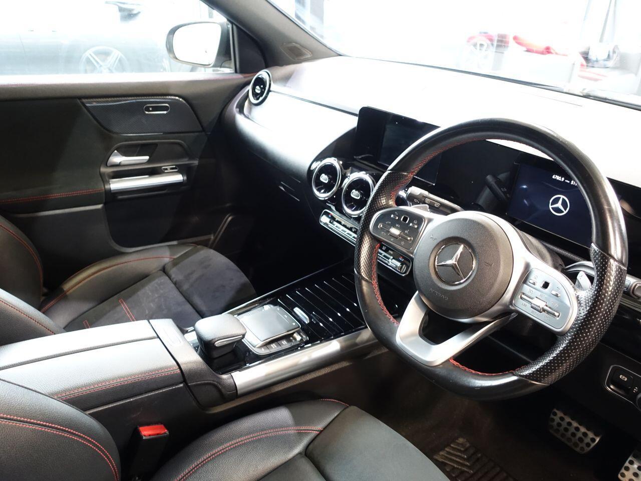 Mercedes-benz GLA - Image 2