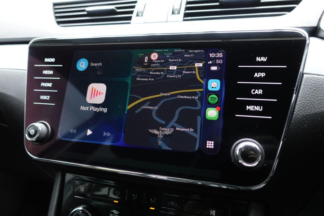 Skoda Superb - Image 31