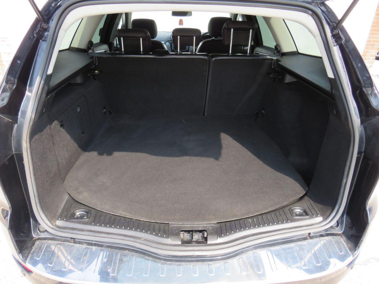 Ford Mondeo - Image 11
