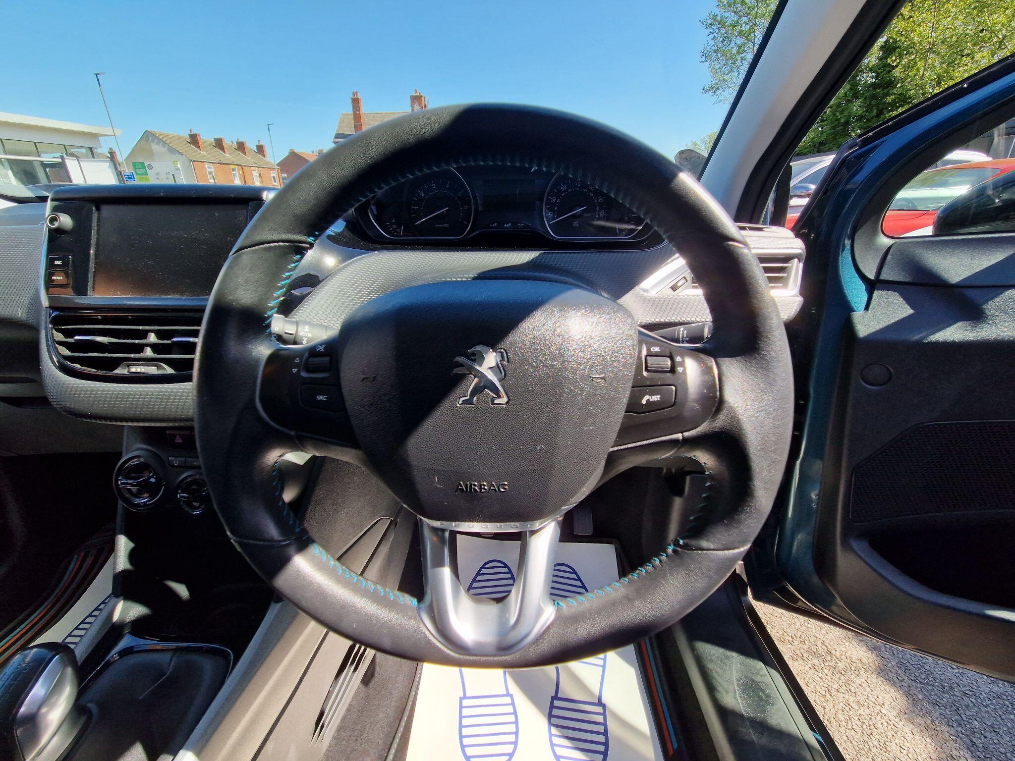 Peugeot 2008 - Image 45