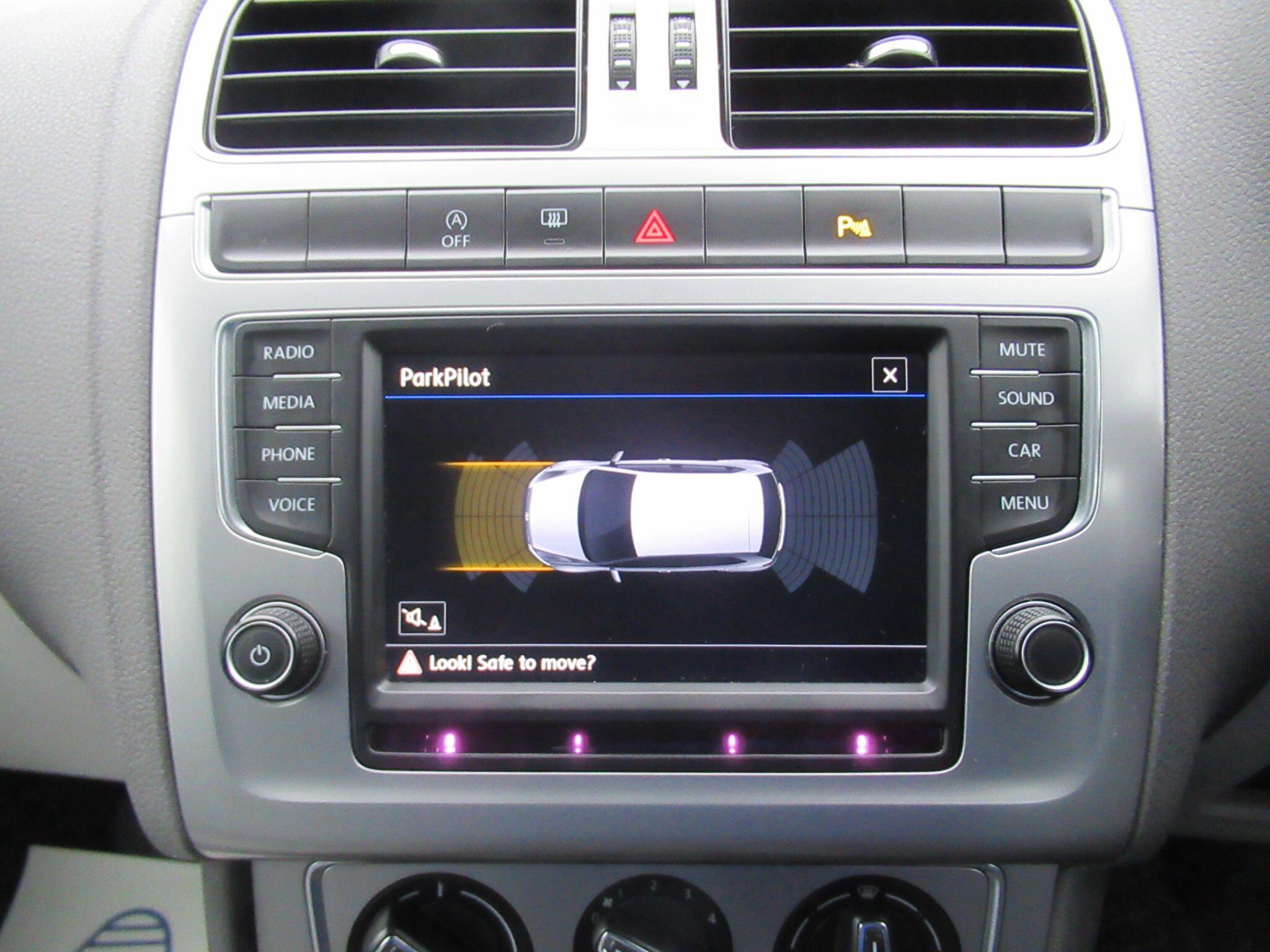 Volkswagen Polo - Image 33