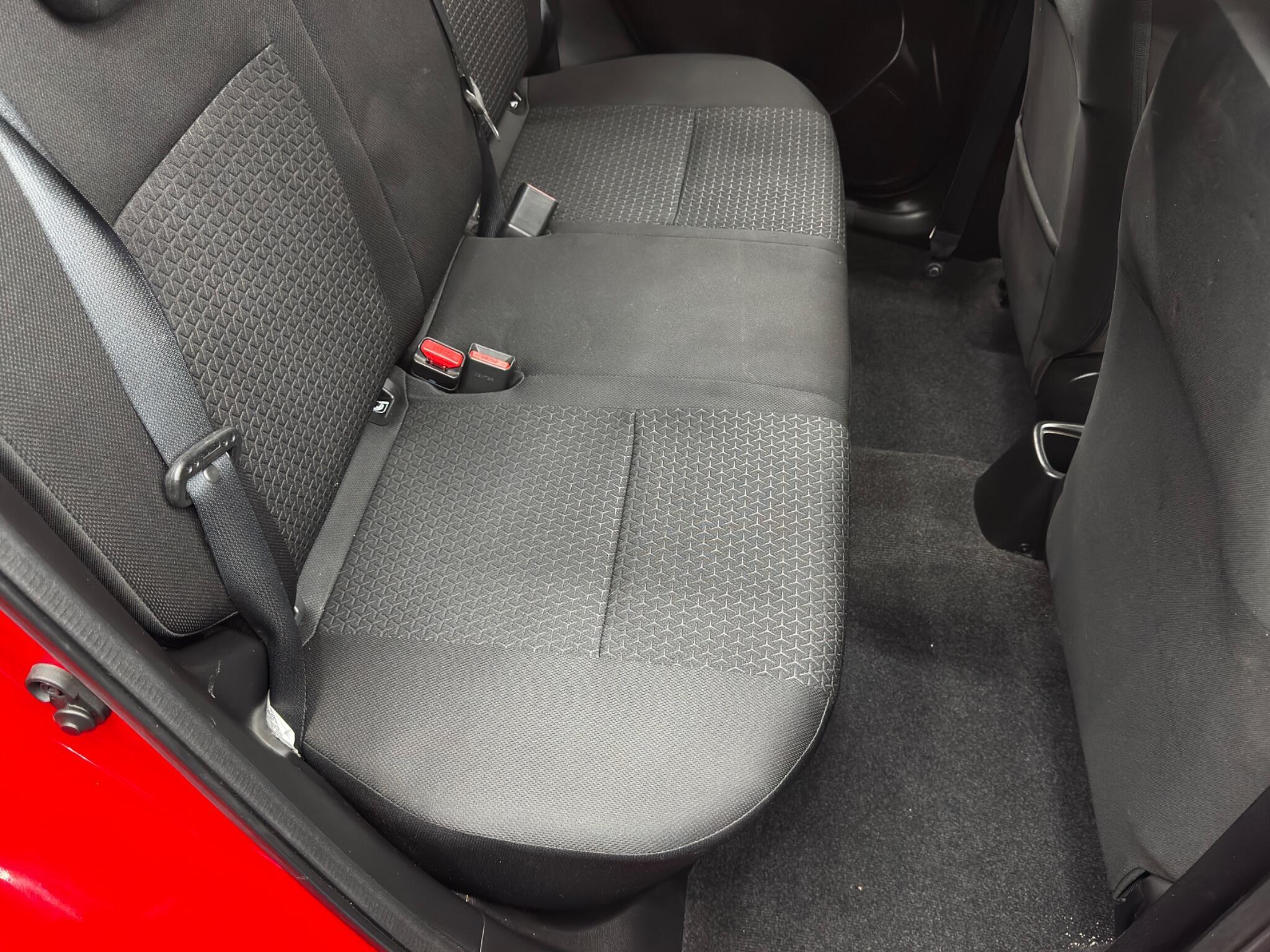 Suzuki Swift - Image 15