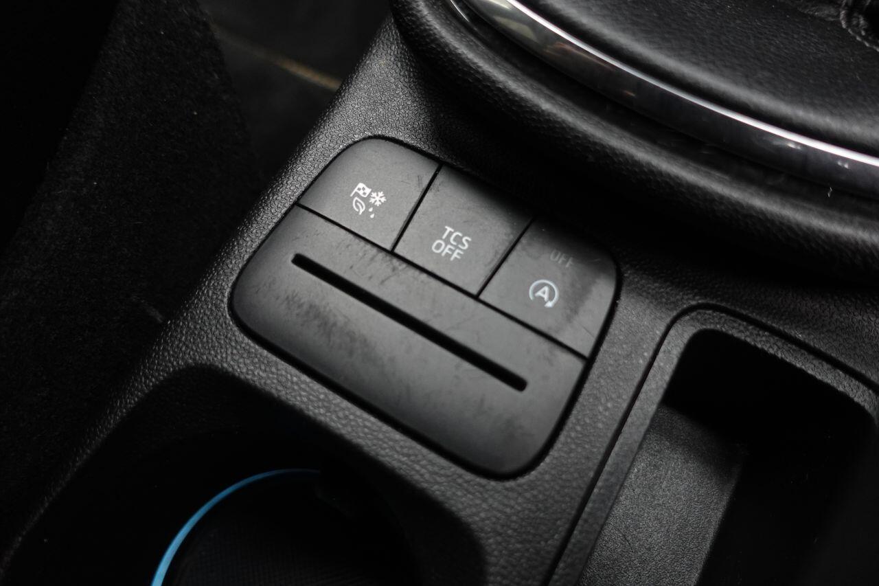 Ford Fiesta - Image 44