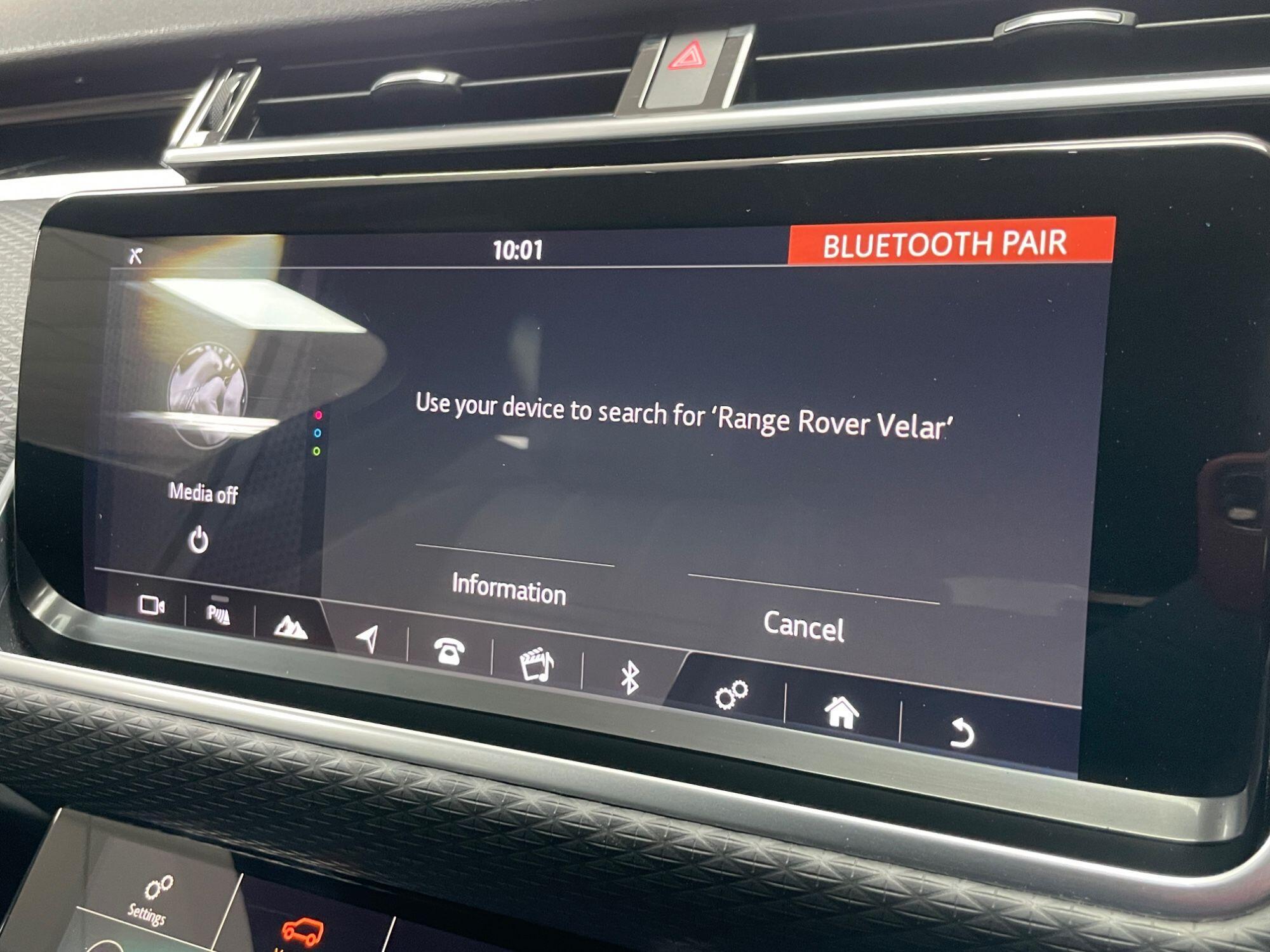 Land Rover Range Rover Velar - Image 43
