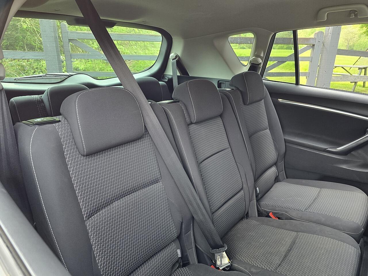Toyota Verso - Image 10