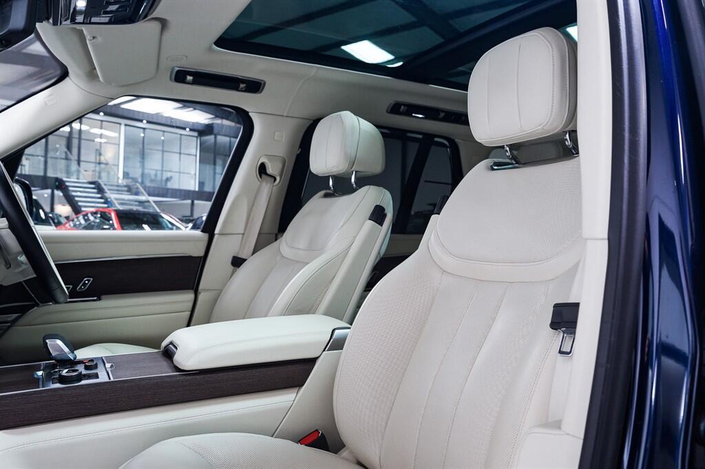 Land Rover Range Rover - Image 17