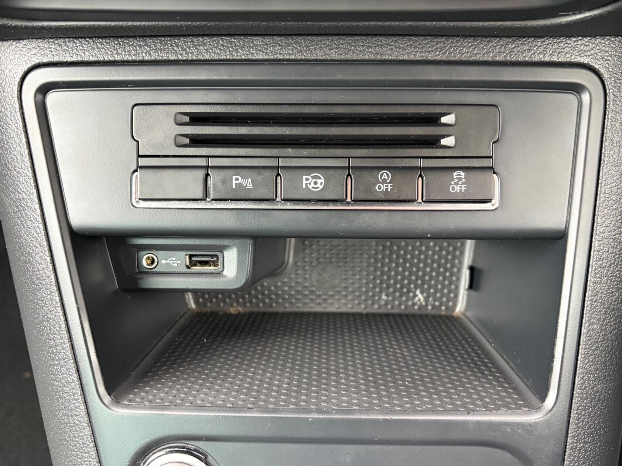 Volkswagen Tiguan - Image 21