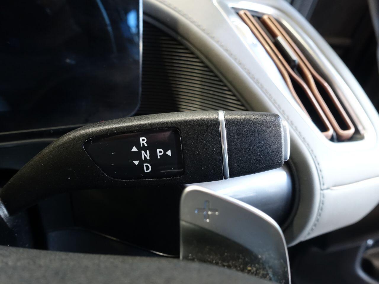 Mercedes-benz EQC - Image 19