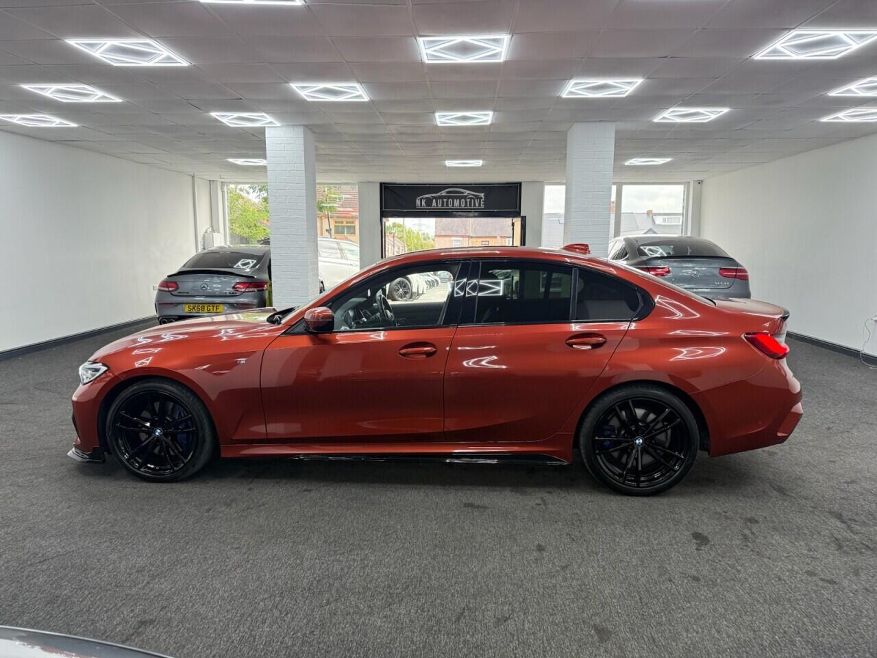 BMW 3 Series - Image 8