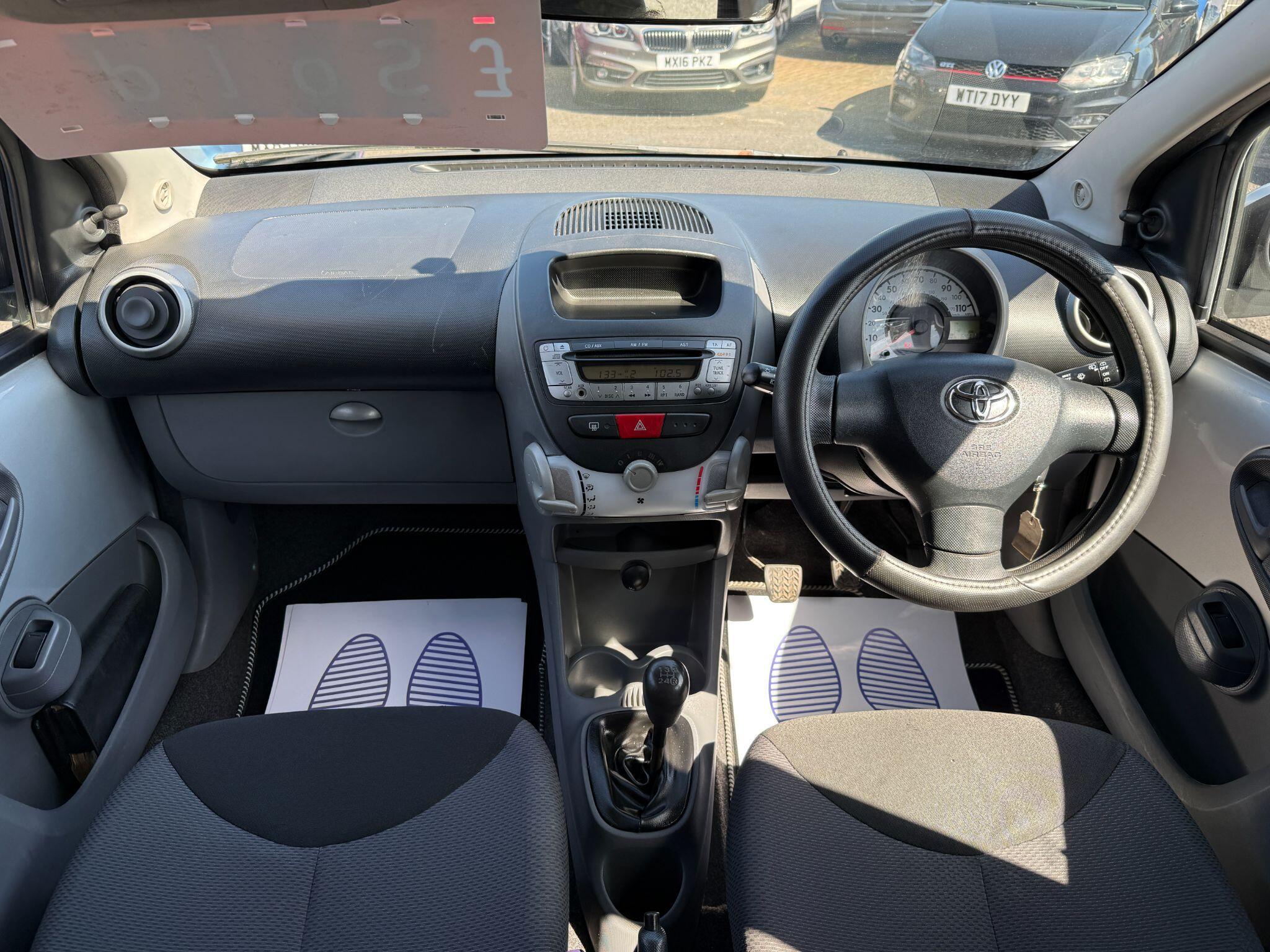 Toyota Aygo - Image 3