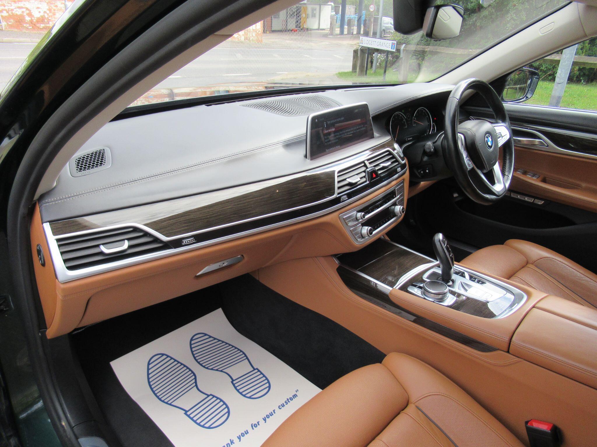 BMW 7 Series - Image 15