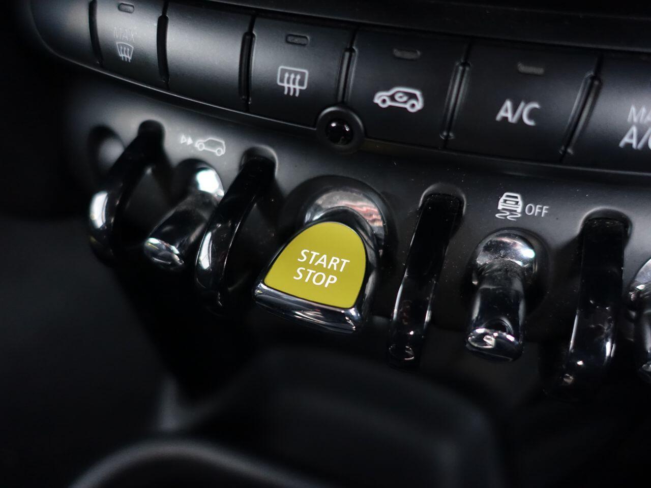 MINI Electric Hatch - Image 33