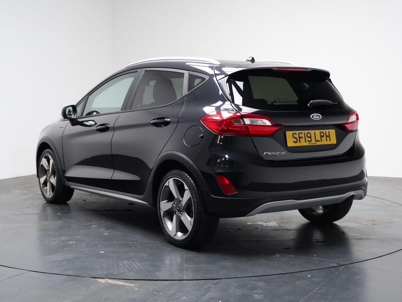 Ford Fiesta - Image 9