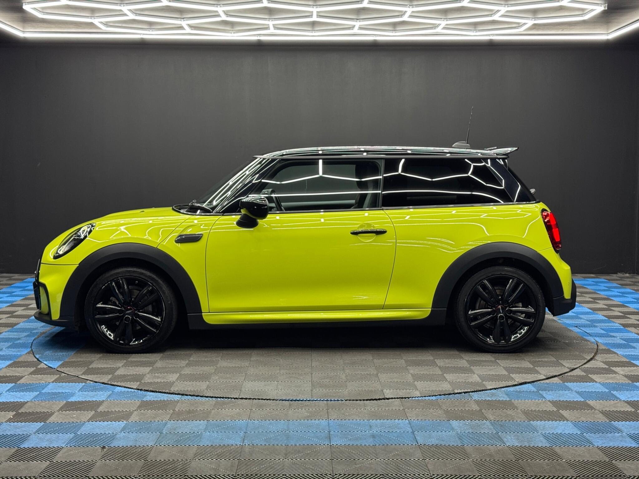 MINI Hatch - Image 8
