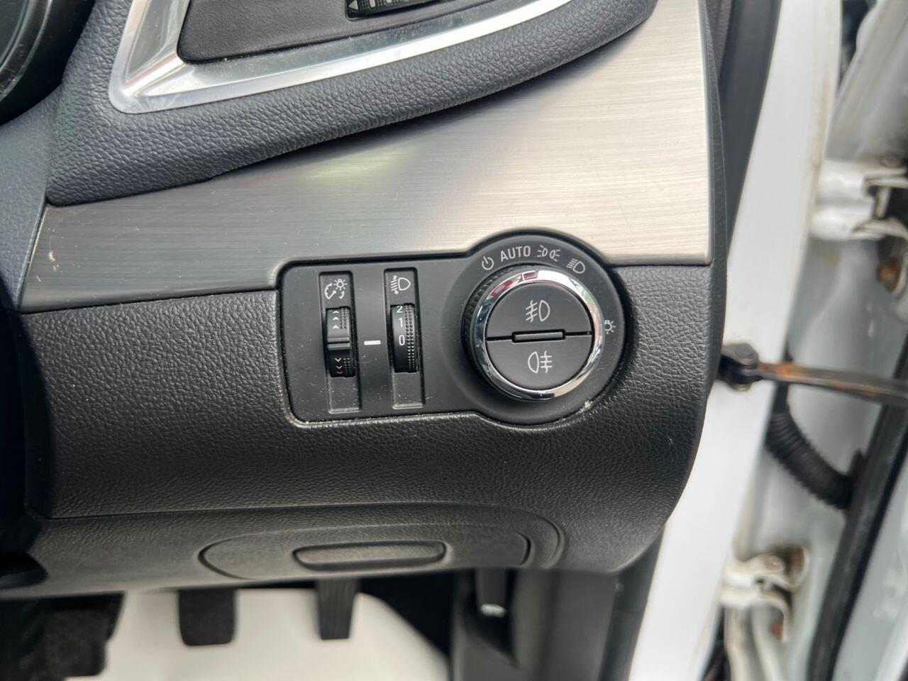 Vauxhall Mokka - Image 27