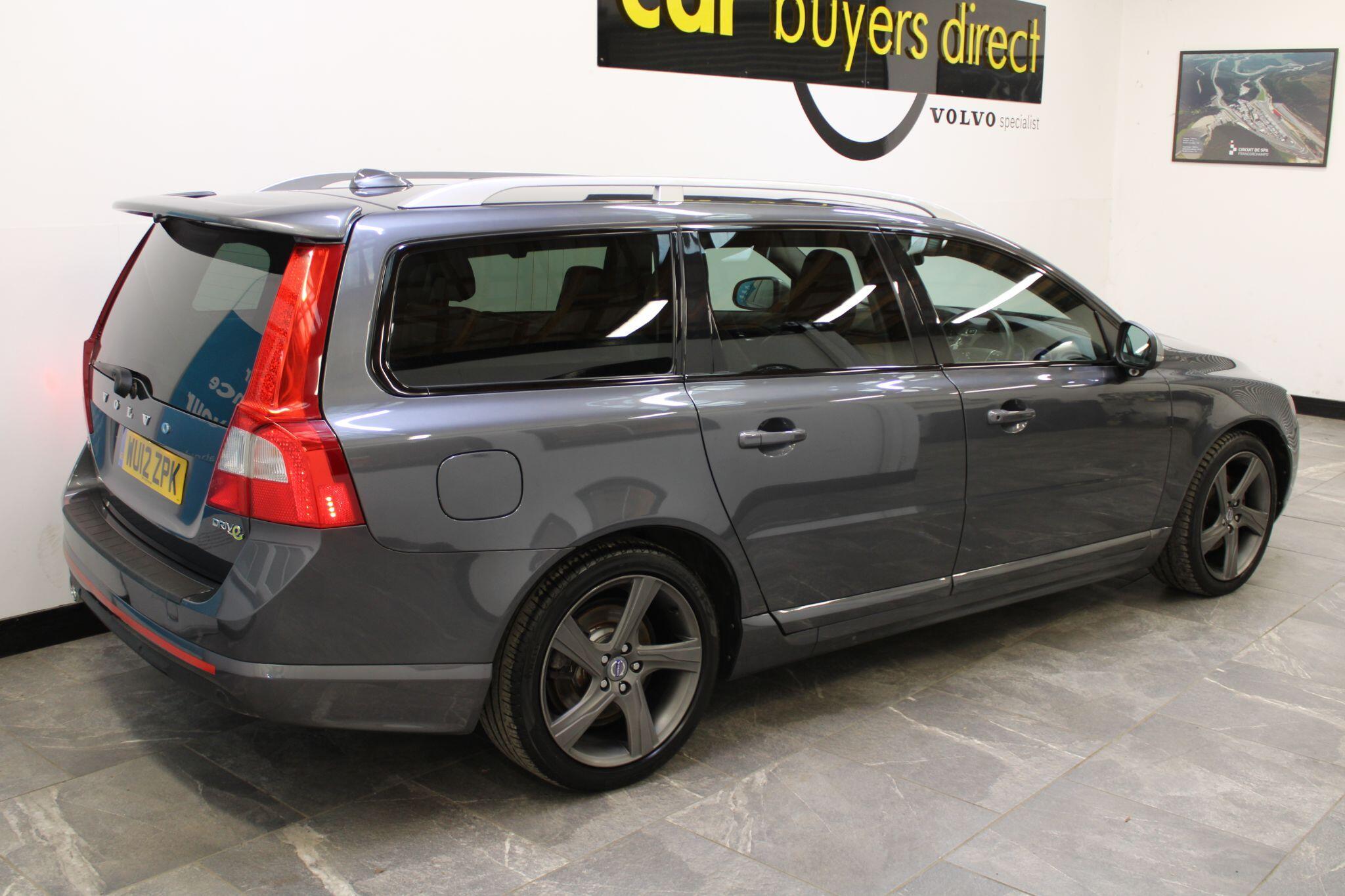 Volvo V70 - Image 4