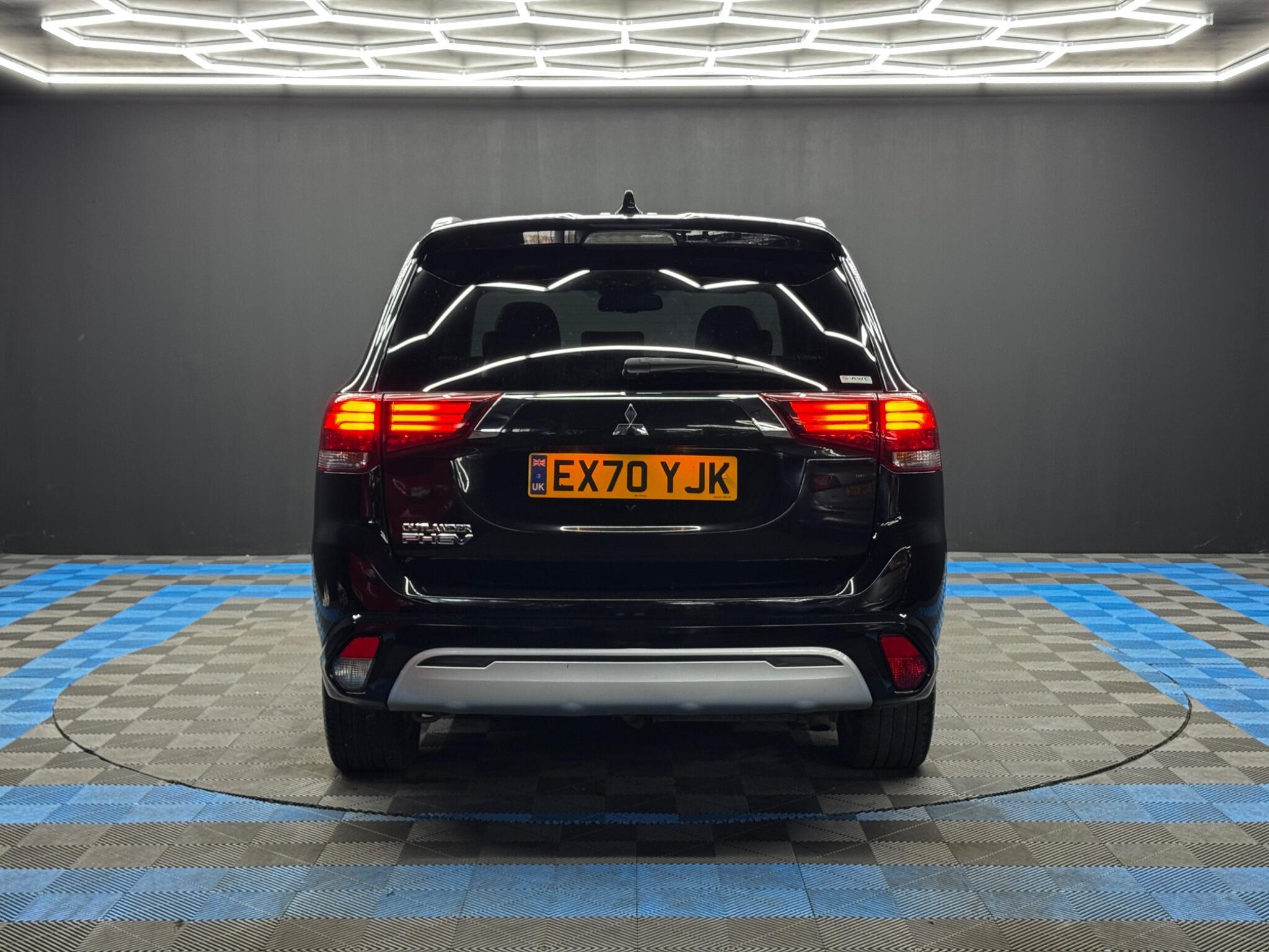 Mitsubishi Outlander - Image 6