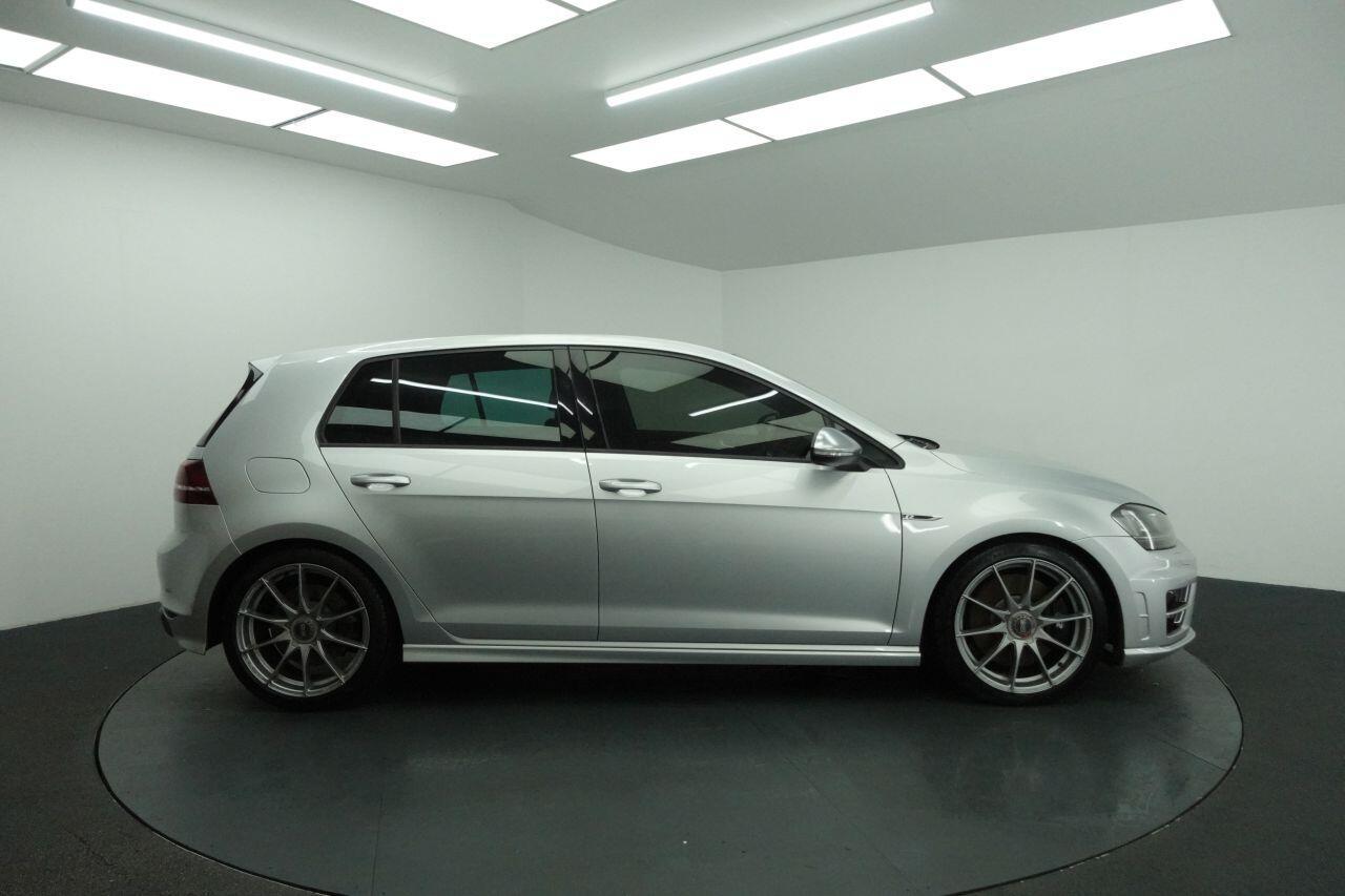 Volkswagen Golf - Image 14