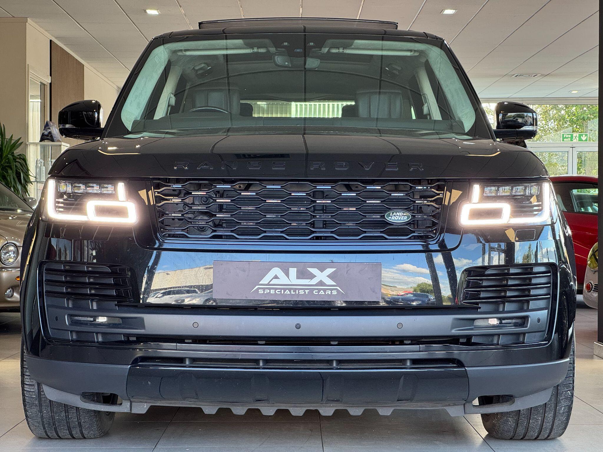 Land Rover Range Rover - Image 8