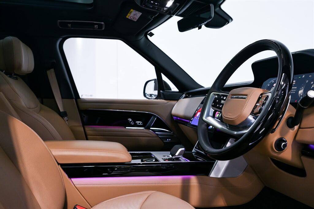 Land Rover Range Rover - Image 17