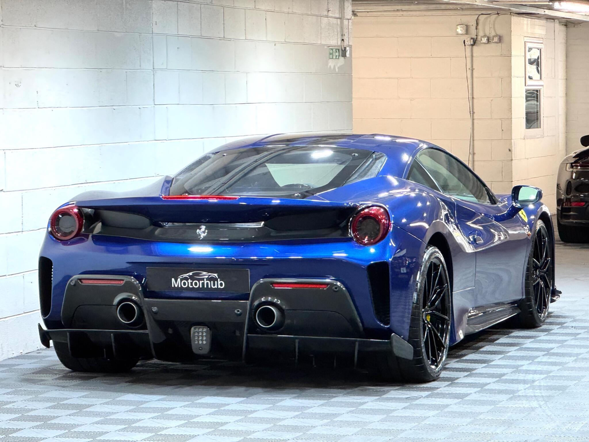 Ferrari 488 Pista - Image 4
