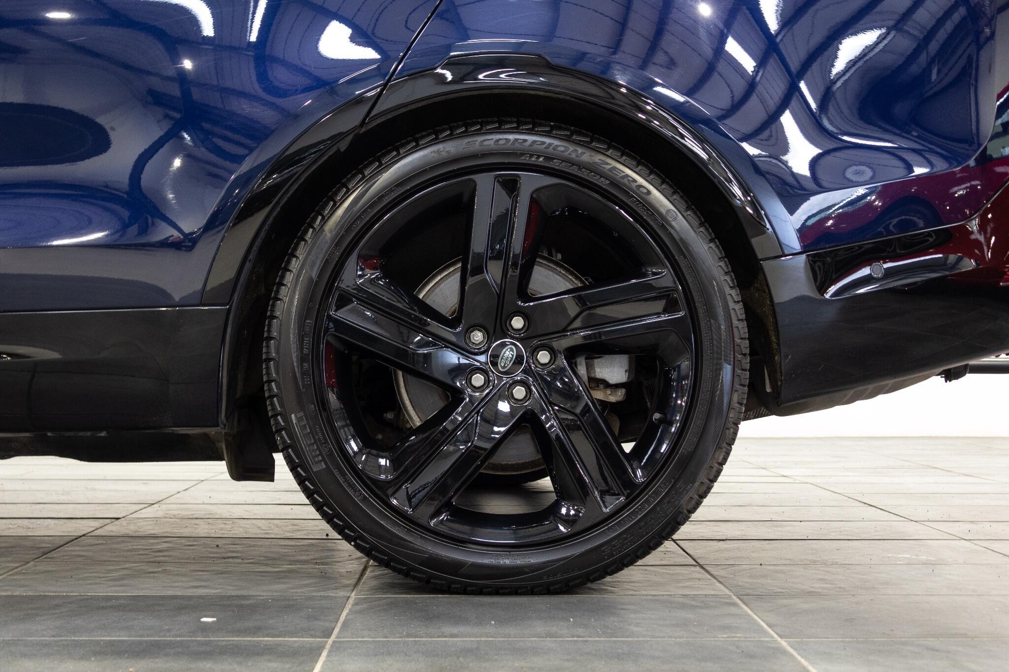 Land Rover Discovery - Image 14