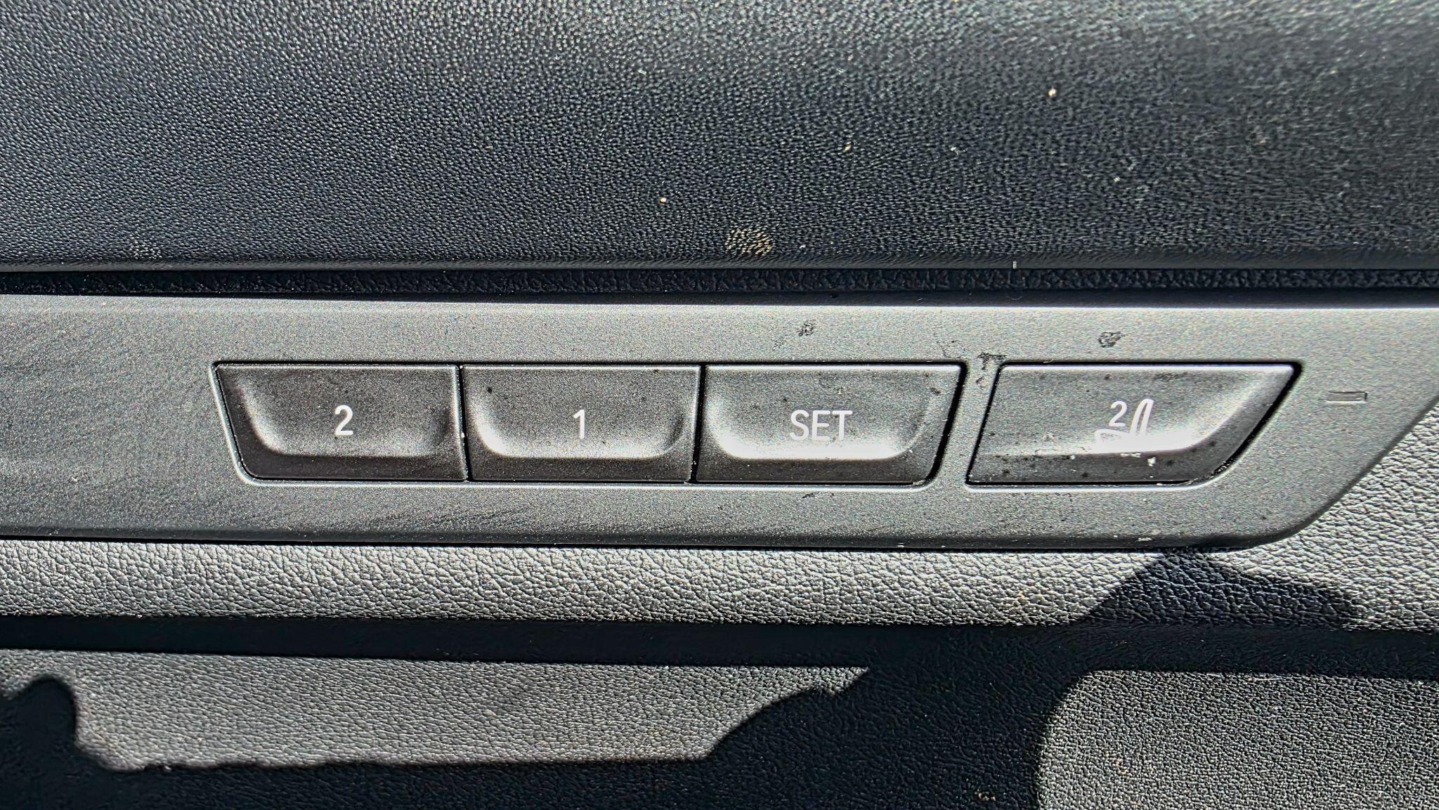 BMW 7 Series - Image 23