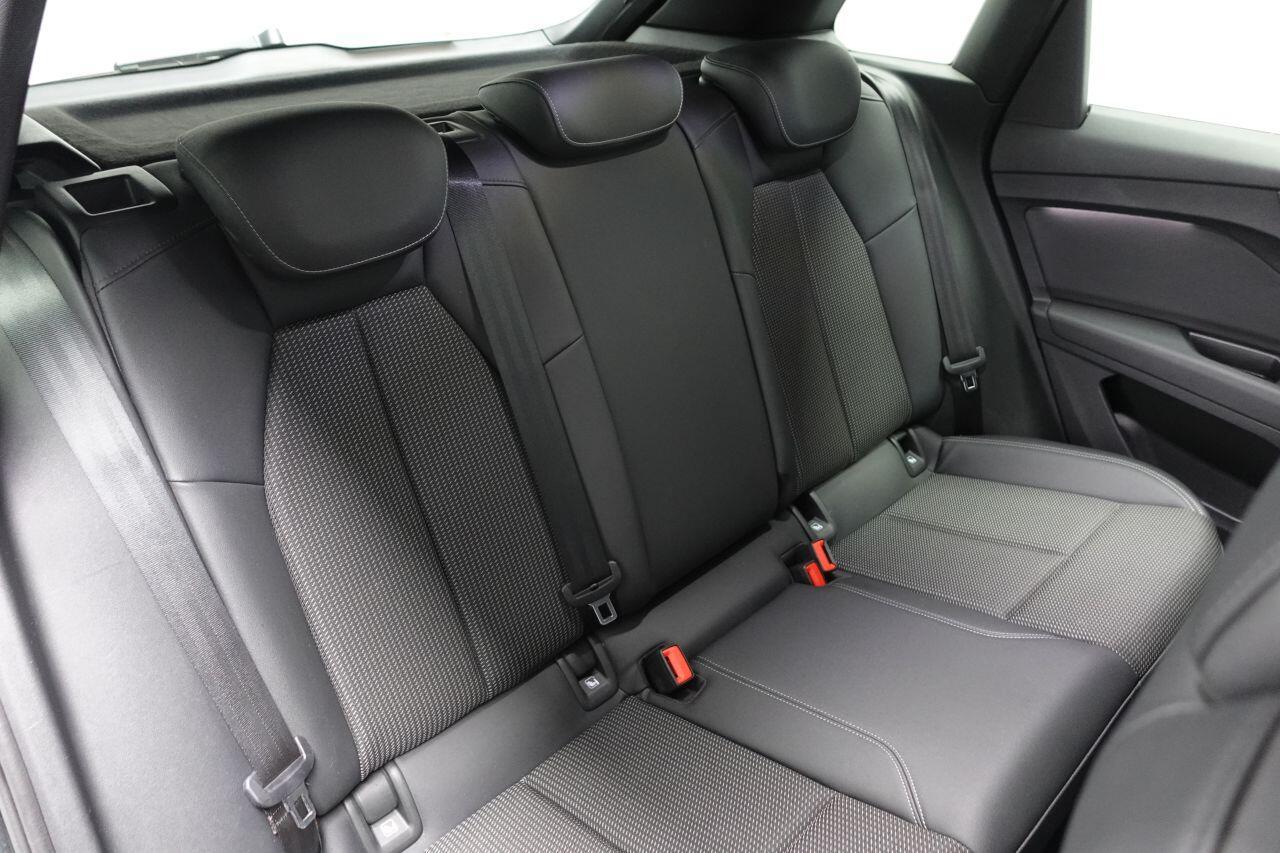 Audi Q4 E-Tron - Image 18