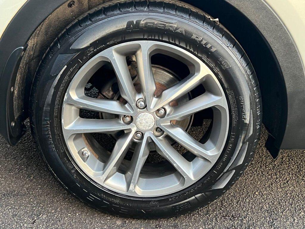 Hyundai Santa Fe - Image 46