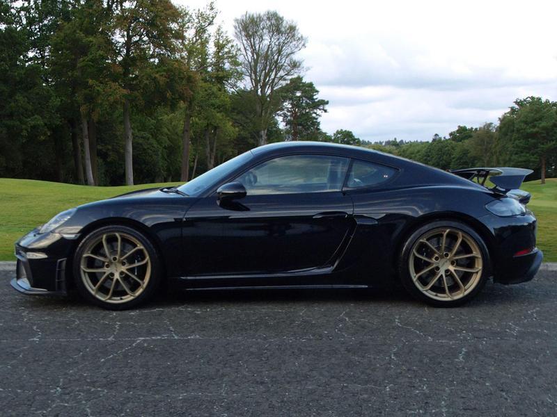 Porsche 718 Cayman - Image 2