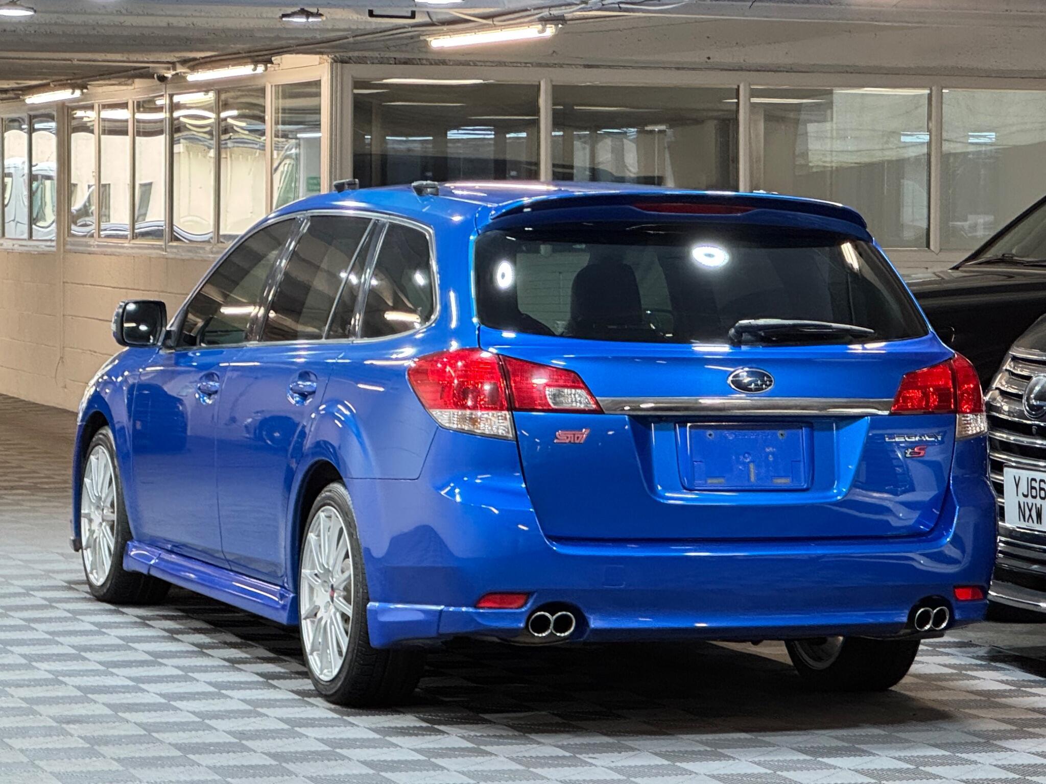 Subaru Legacy - Image 4