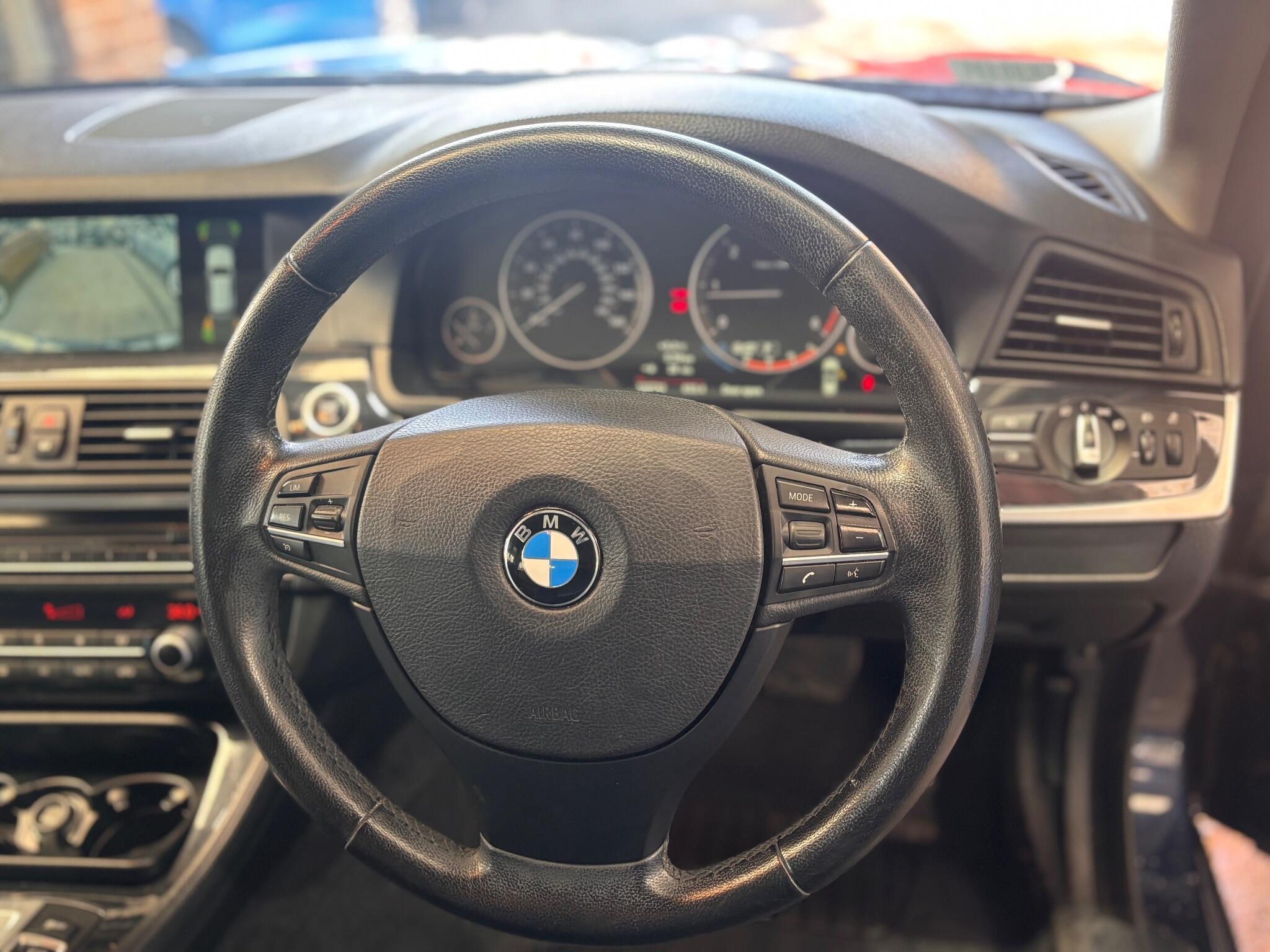 BMW 5 Series - Image 17