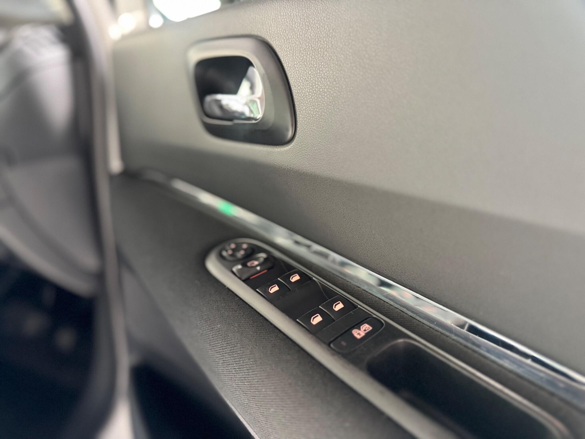 Peugeot 3008 - Image 29