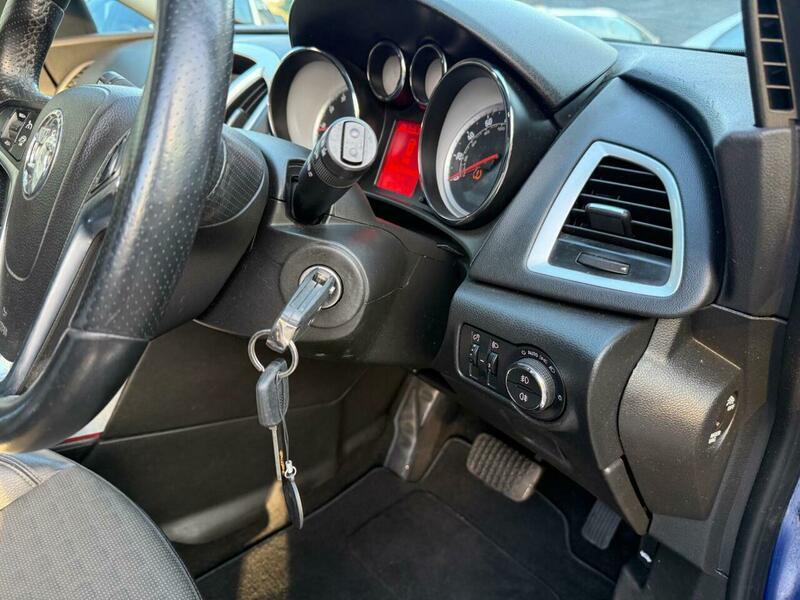 Vauxhall Astra GTC - Image 20