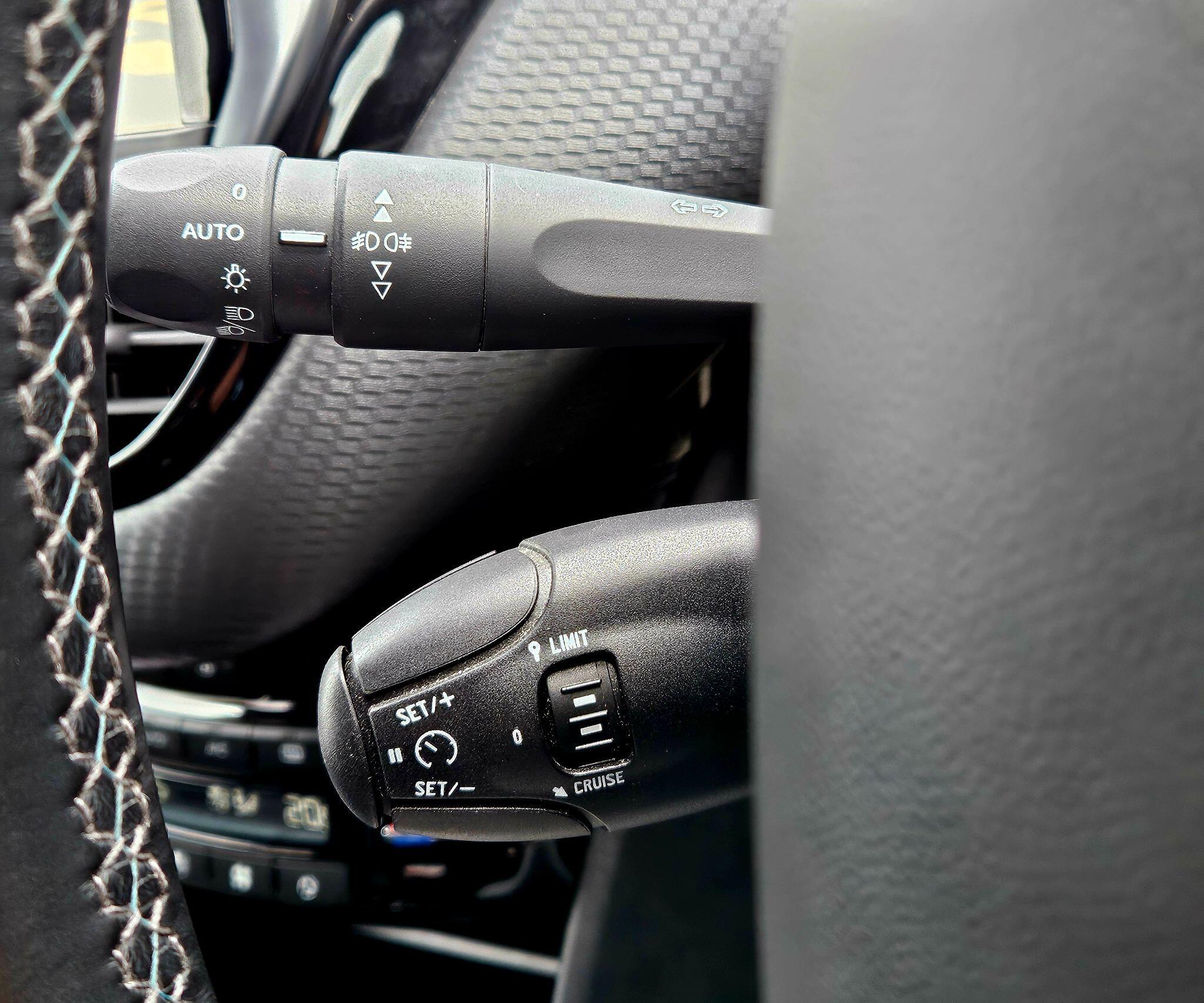 Peugeot 2008 - Image 40