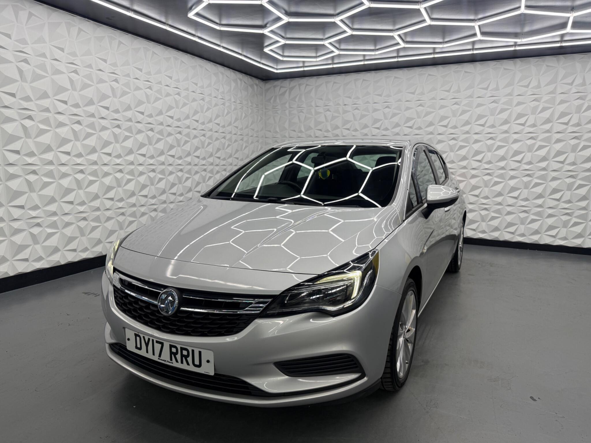 Vauxhall Astra - Image 5