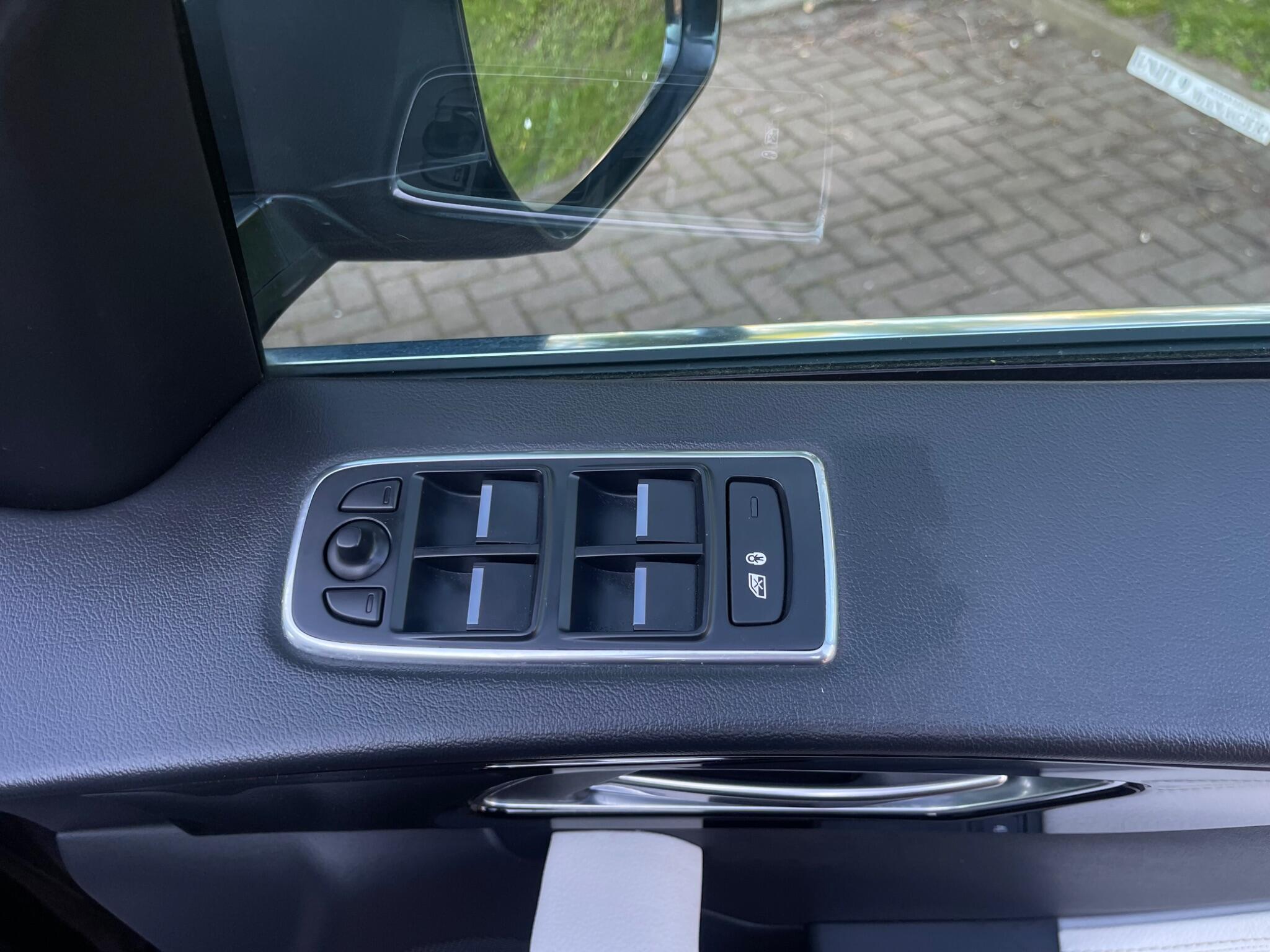 Jaguar F-Pace - Image 46