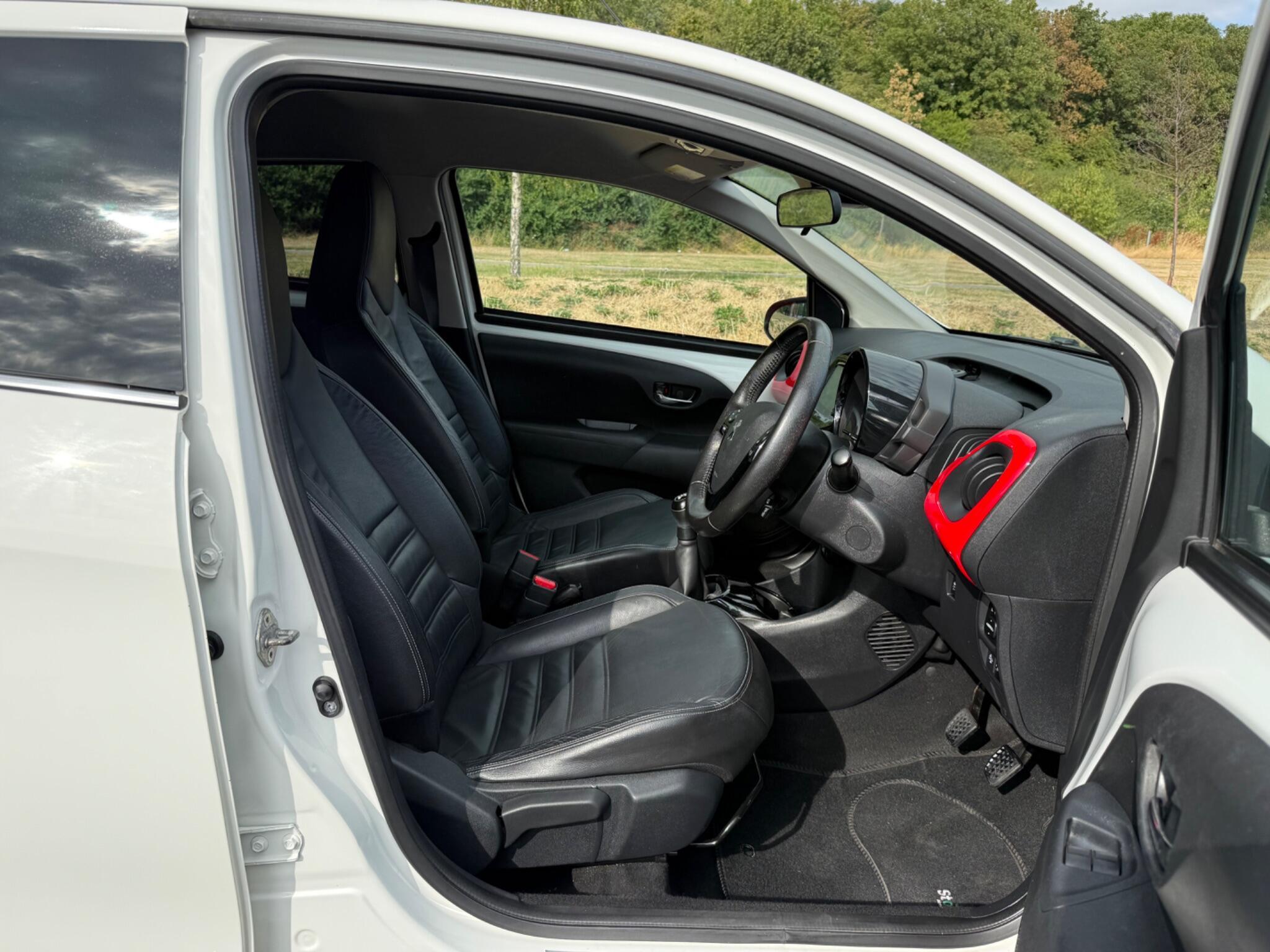 Peugeot 108 - Image 17