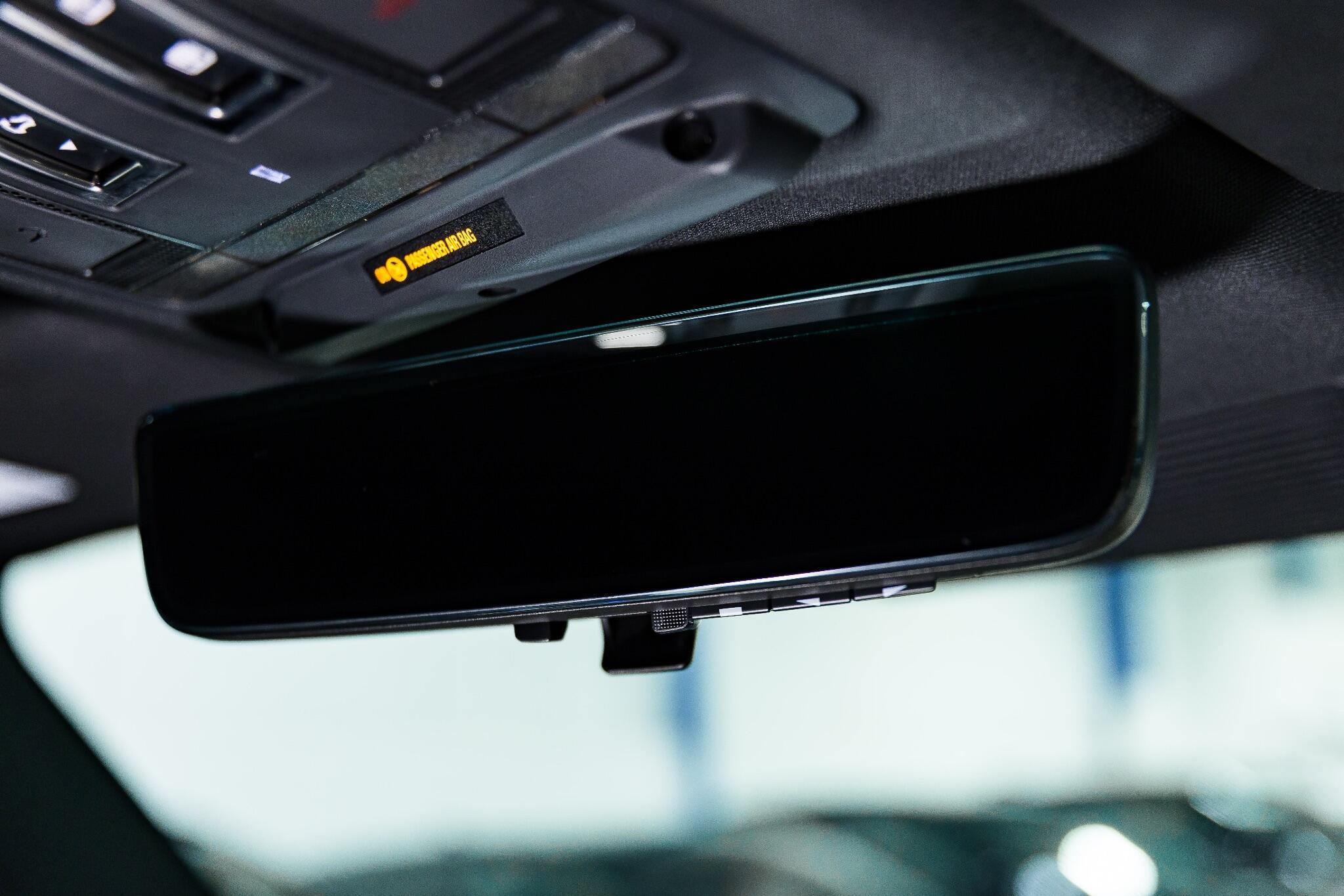 Land Rover Defender 110 - Image 52