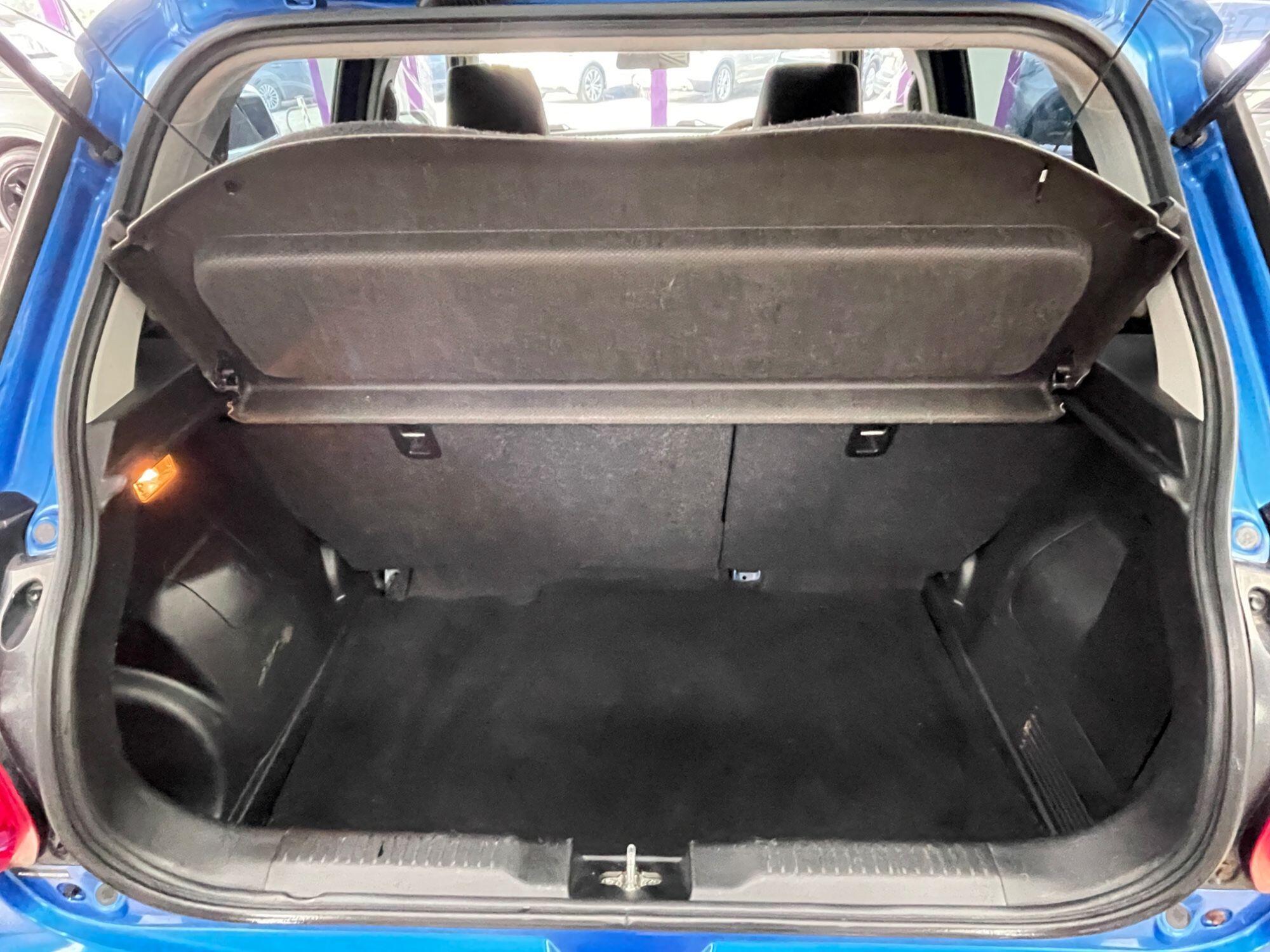 Suzuki Swift - Image 17