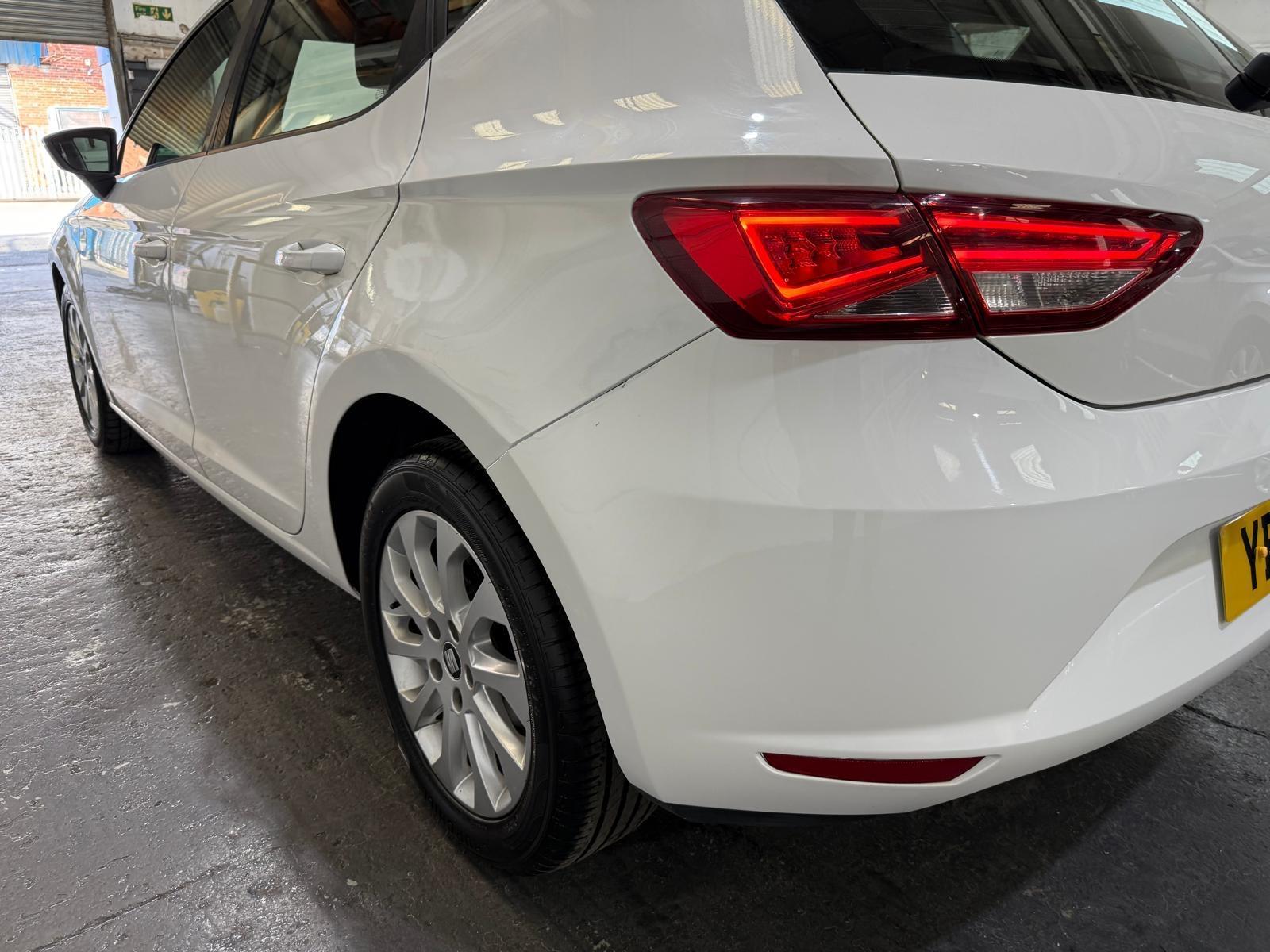 SEAT Leon - Image 11